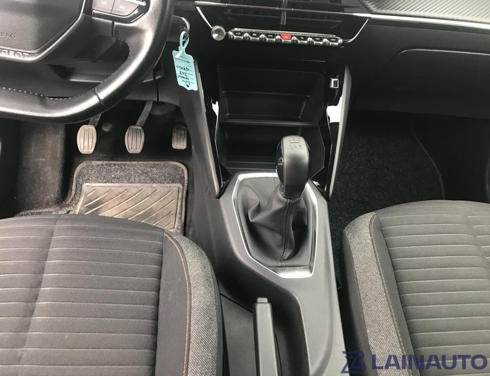 Peugeot 208 usata a Milano (19)