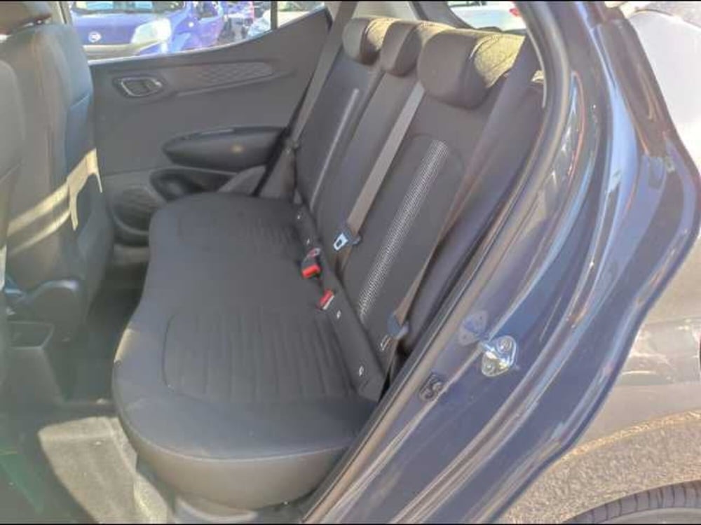 Hyundai i10 nuova a Latina (10)