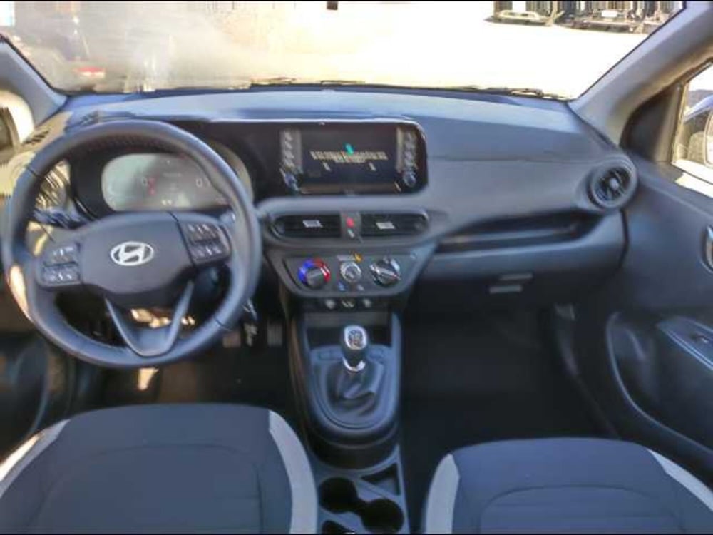 Hyundai i10 nuova a Latina (11)