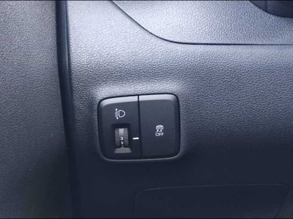 Hyundai i10 nuova a Latina (19)