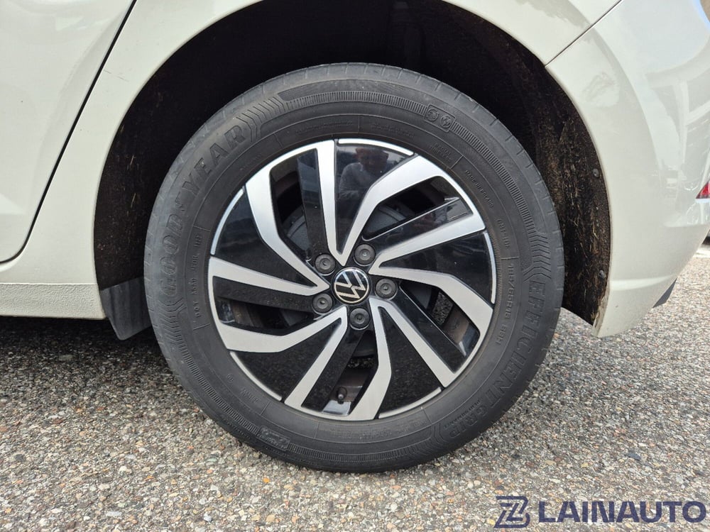 Volkswagen Polo usata a Milano (13)