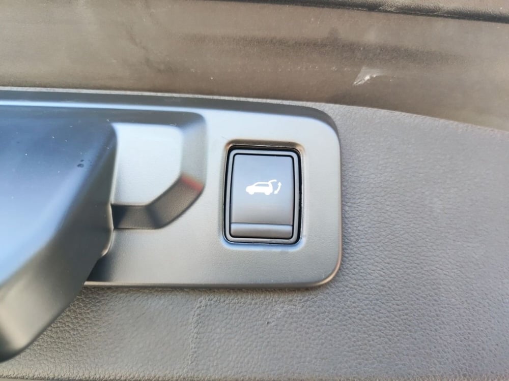 Renault Symbioz nuova a Latina (12)