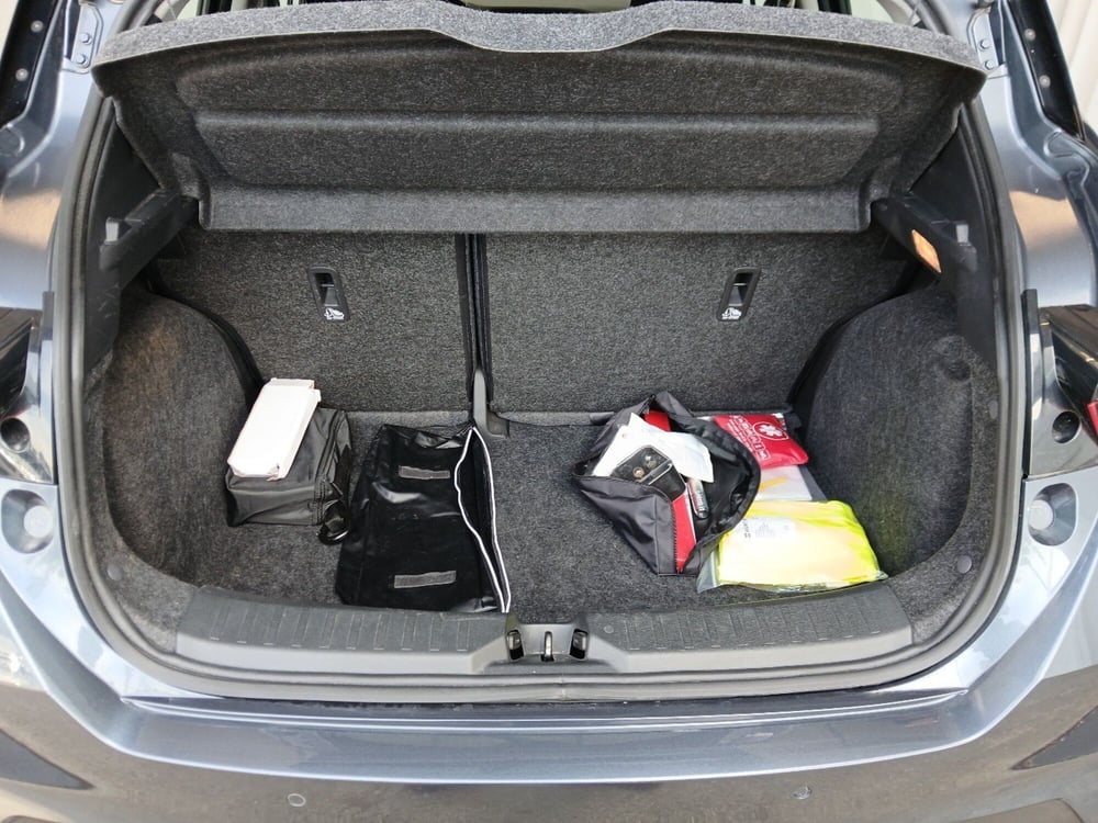 Nissan Micra usata a Latina (10)