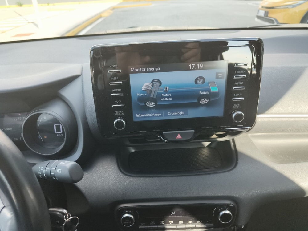Toyota Yaris usata a Reggio Calabria (12)