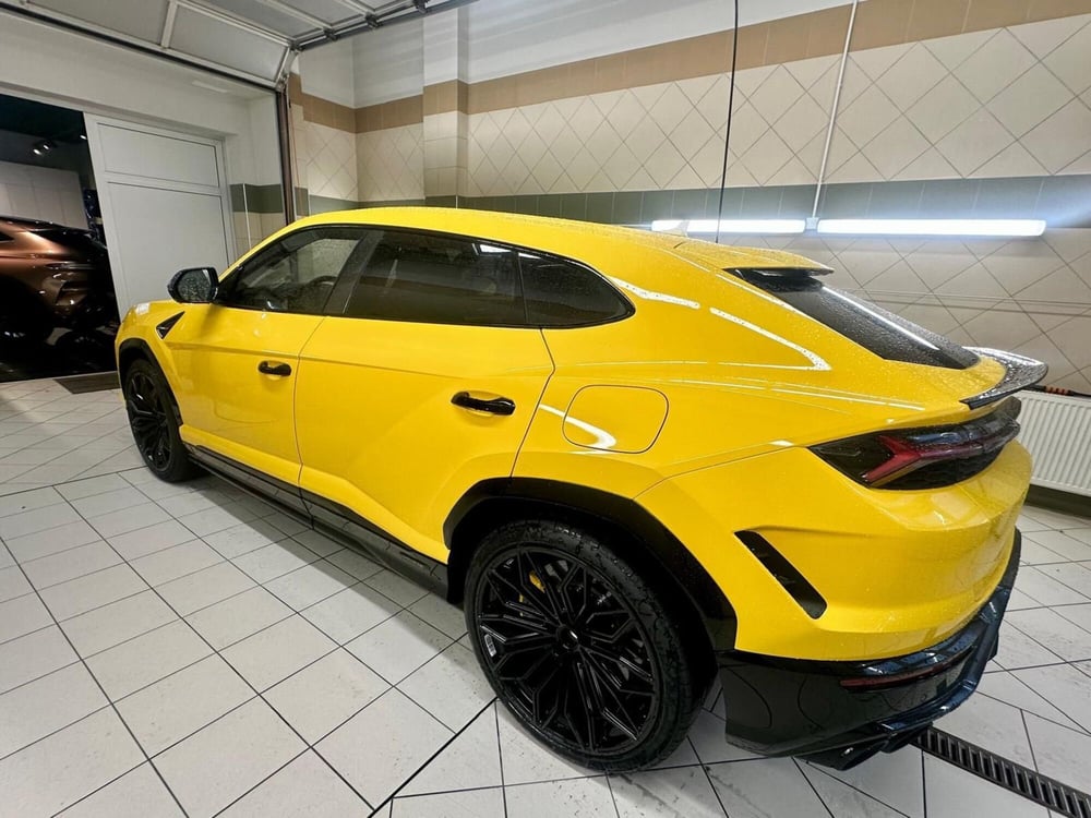 Lamborghini Urus nuova a Firenze (3)