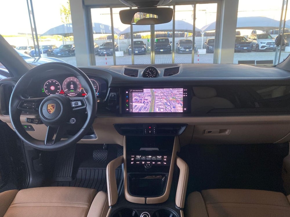 Porsche Cayenne usata a Firenze (9)