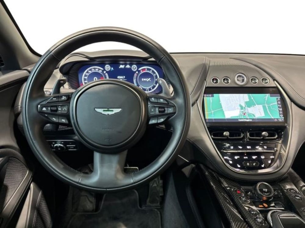 Aston Martin DBX usata a Bologna (14)