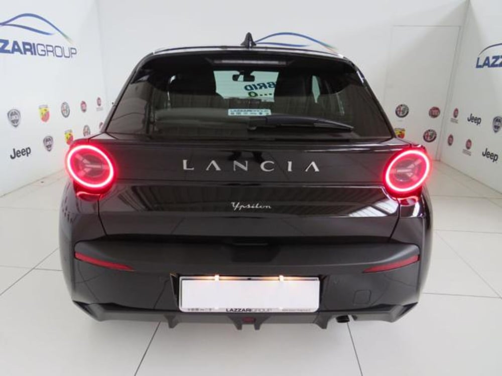 Lancia Ypsilon nuova a Lodi (8)