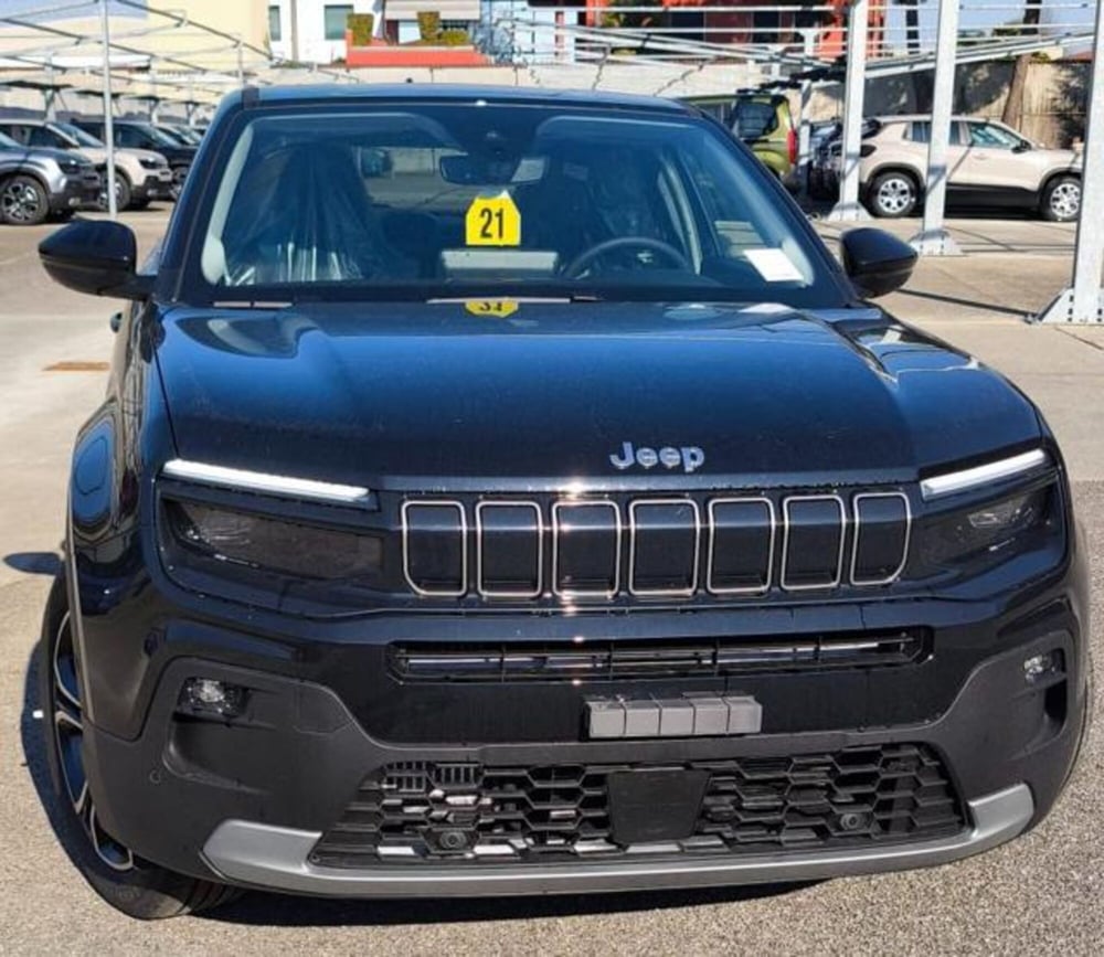 Jeep Avenger nuova a Verbano Cusio Ossola (2)