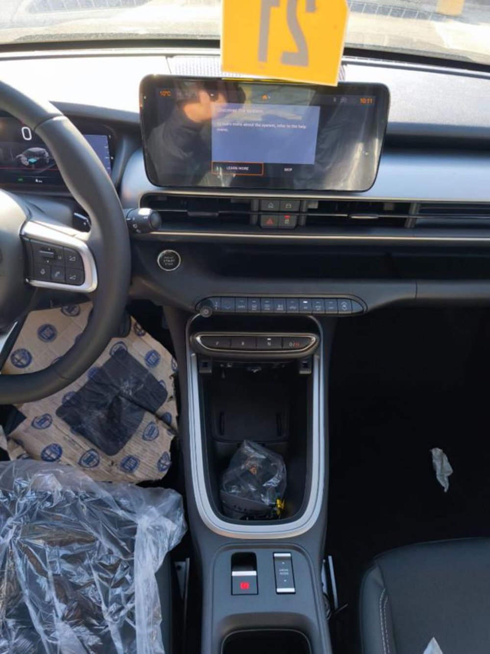 Jeep Avenger nuova a Verbano Cusio Ossola (8)
