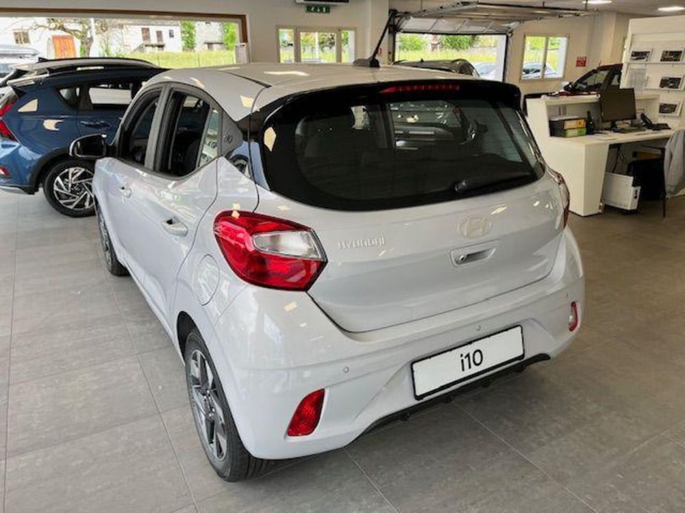 Hyundai i10 usata a Verbano Cusio Ossola (7)