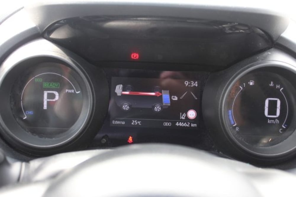 Toyota Yaris Cross usata a Roma (13)