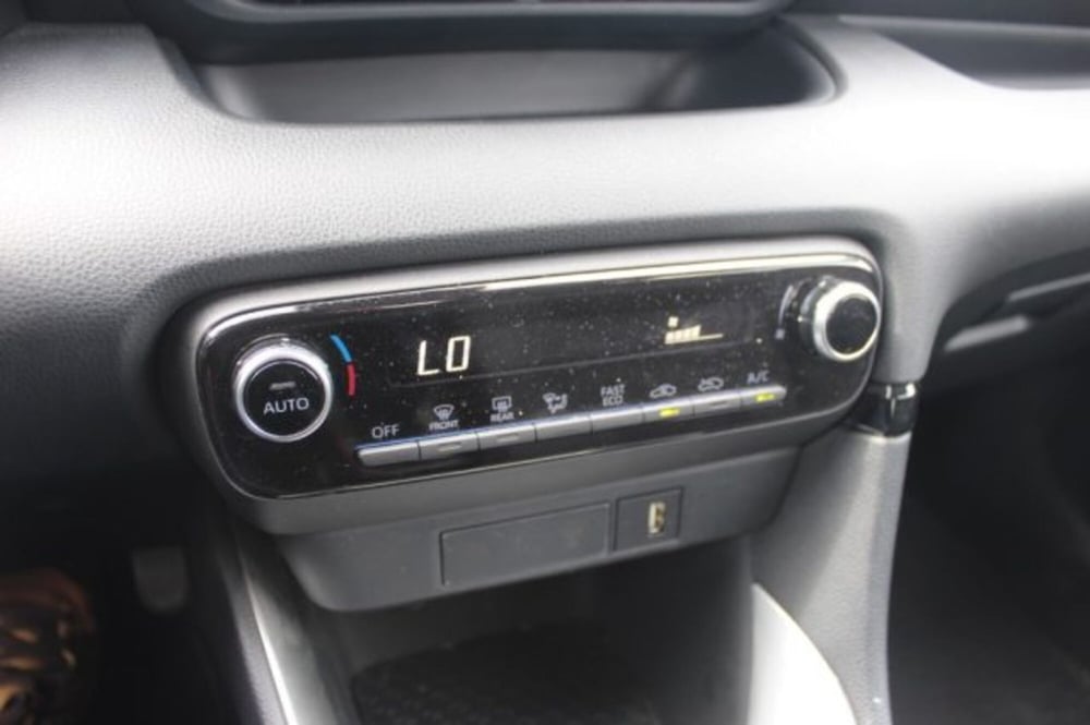 Toyota Yaris Cross usata a Roma (19)