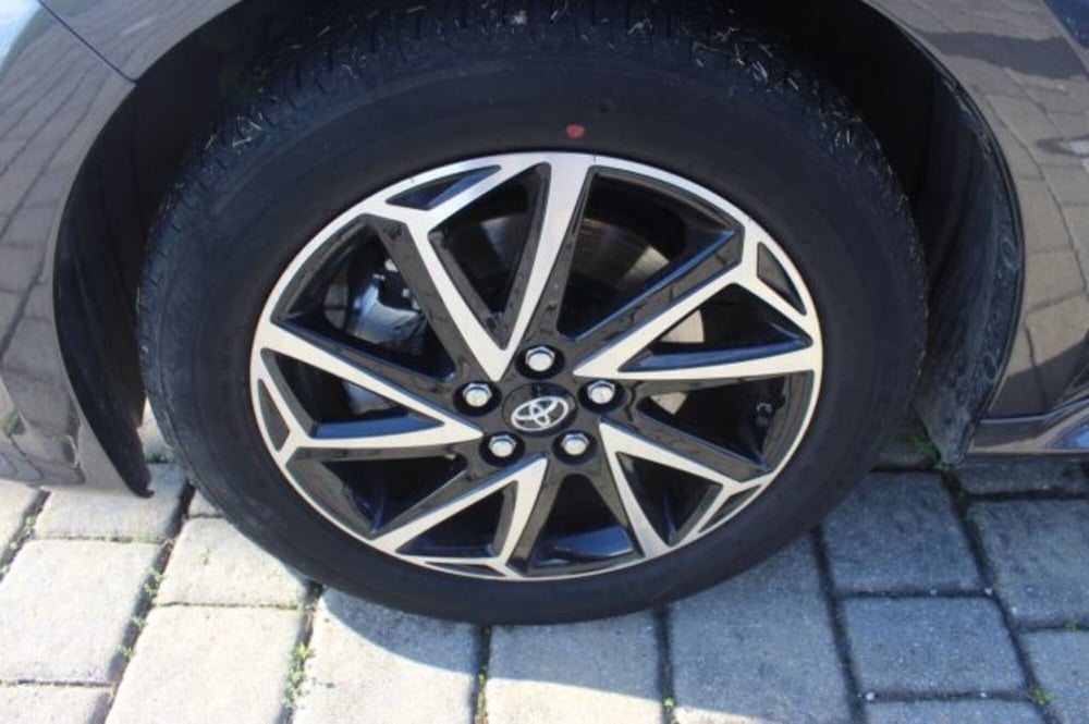 Toyota Yaris Cross usata a Roma (14)