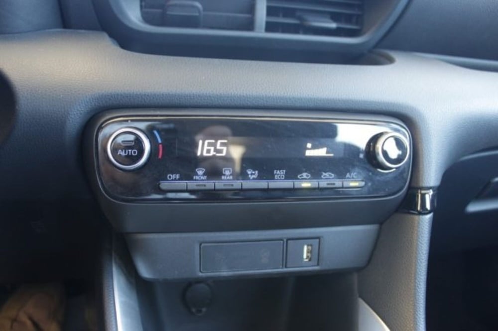 Toyota Yaris Cross usata a Roma (17)