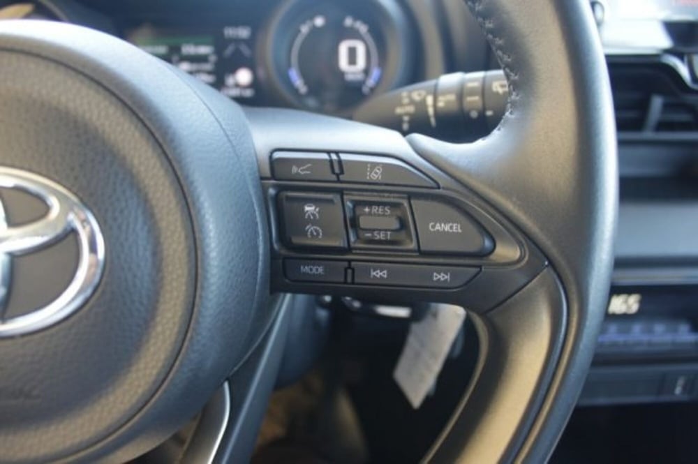 Toyota Yaris Cross usata a Roma (19)