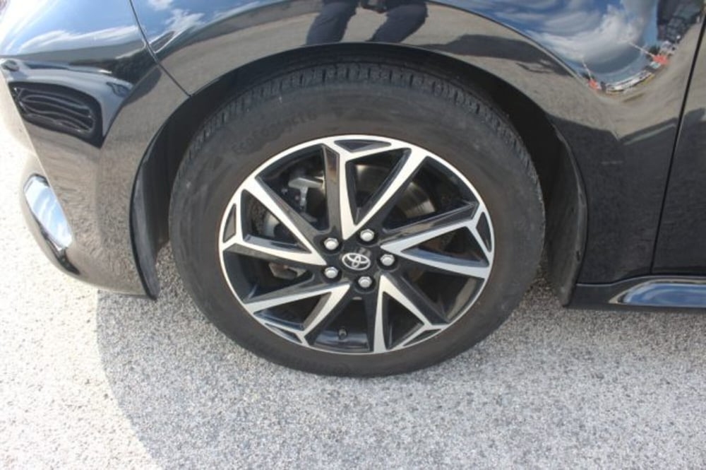 Toyota Yaris Cross usata a Roma (15)
