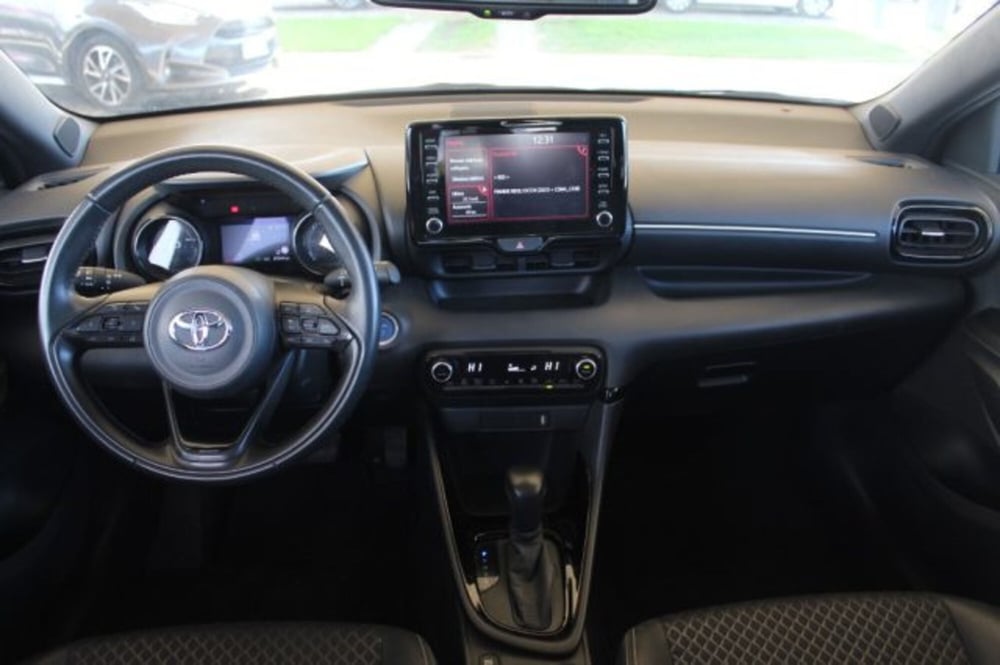 Toyota Yaris Cross usata a Roma (9)