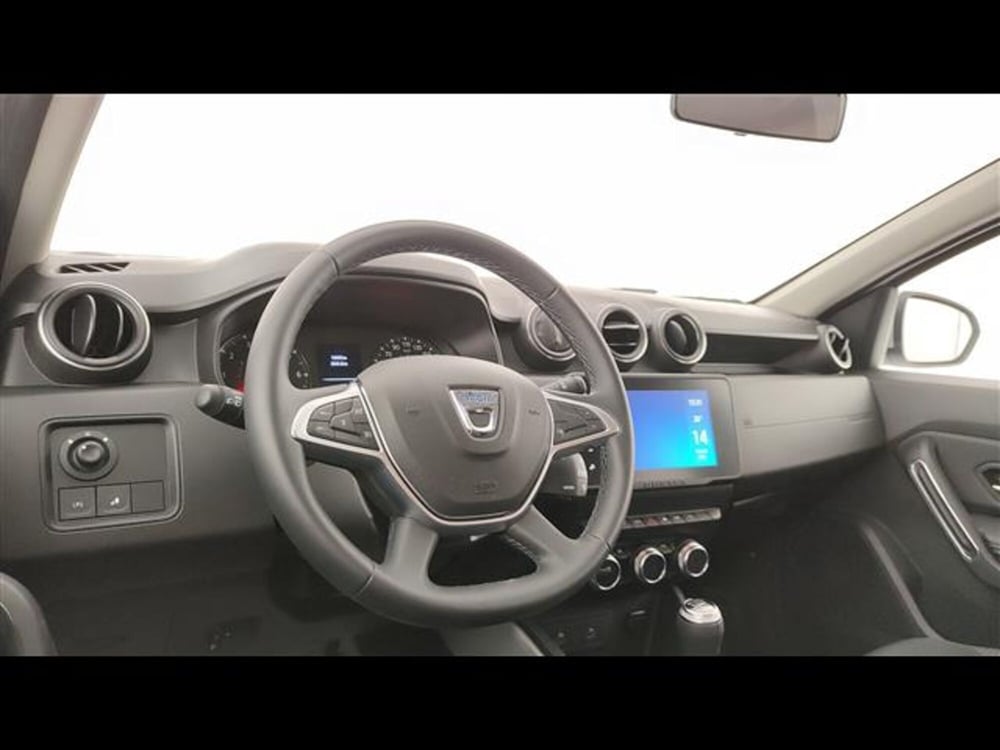 Dacia Duster usata a Milano (8)