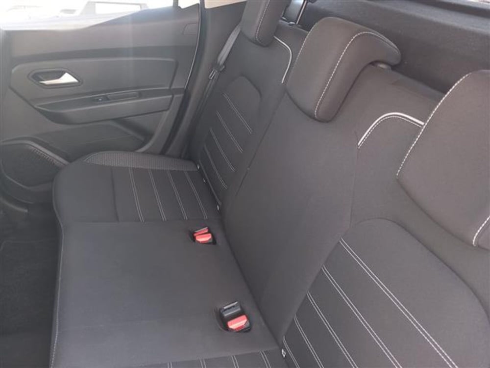 Dacia Duster usata a Firenze (13)