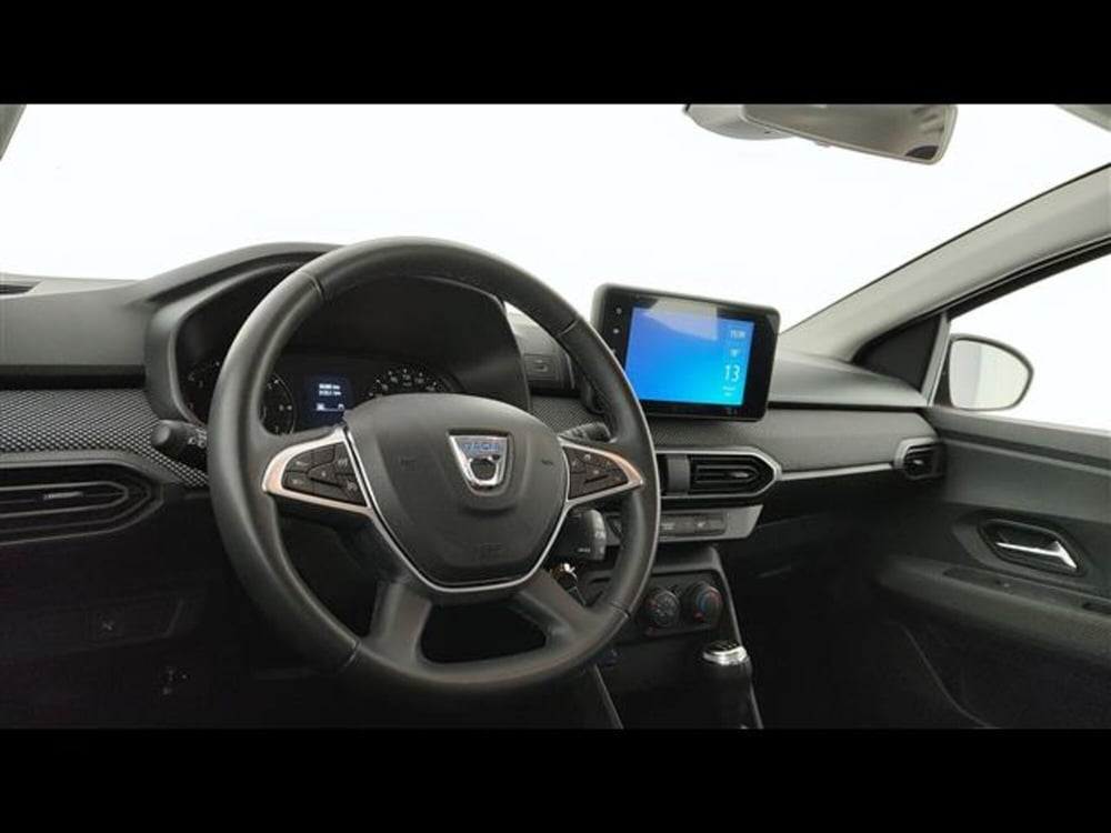 Dacia Sandero usata a Milano (8)