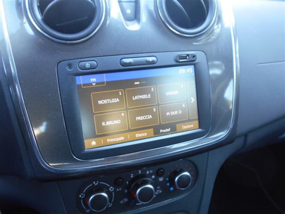 Dacia Sandero usata a Firenze (10)