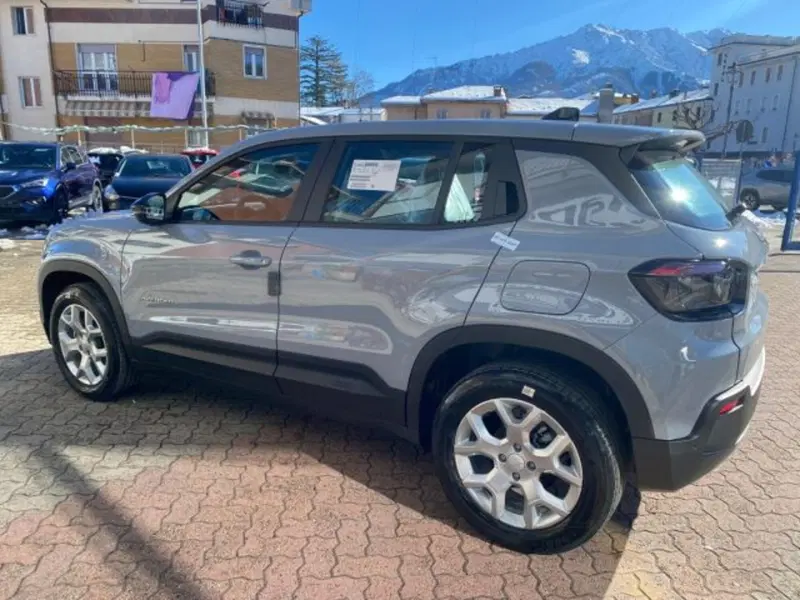Jeep Avenger nuova a Cuneo (6)
