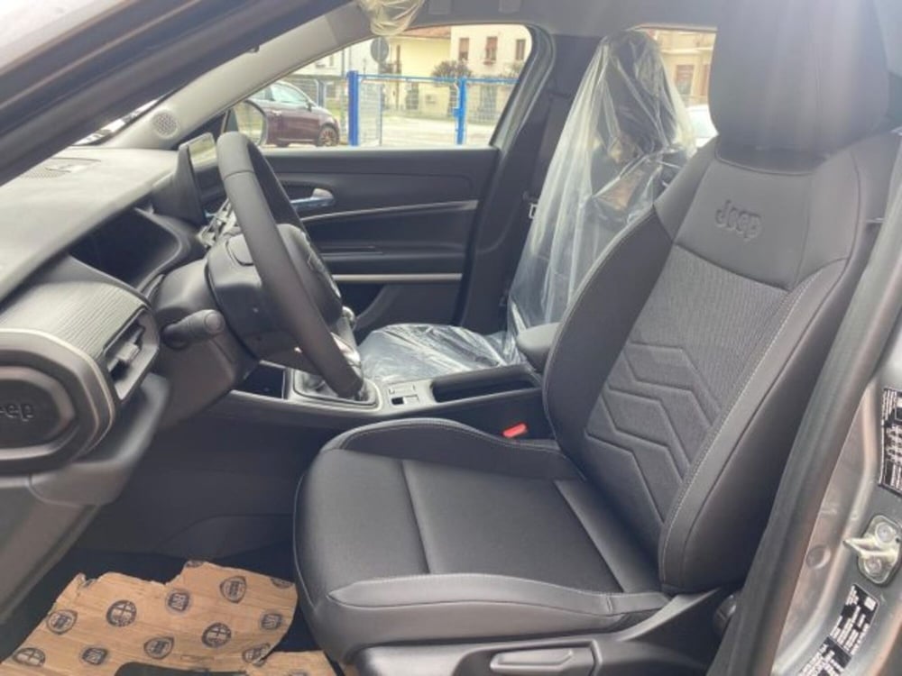 Jeep Avenger nuova a Cuneo (17)