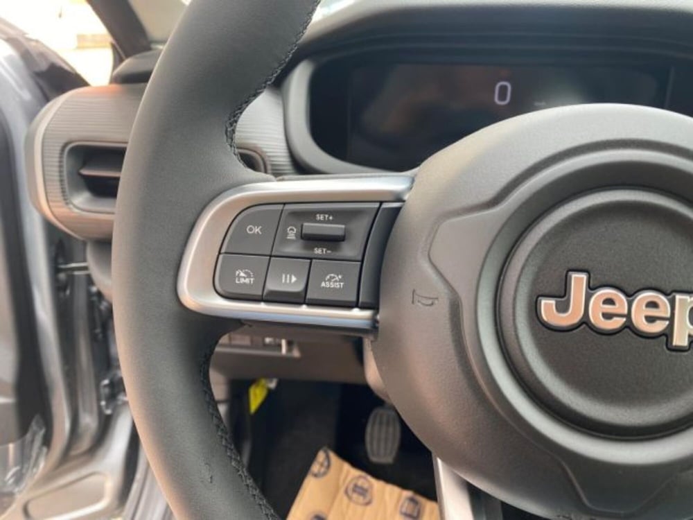 Jeep Avenger nuova a Cuneo (7)