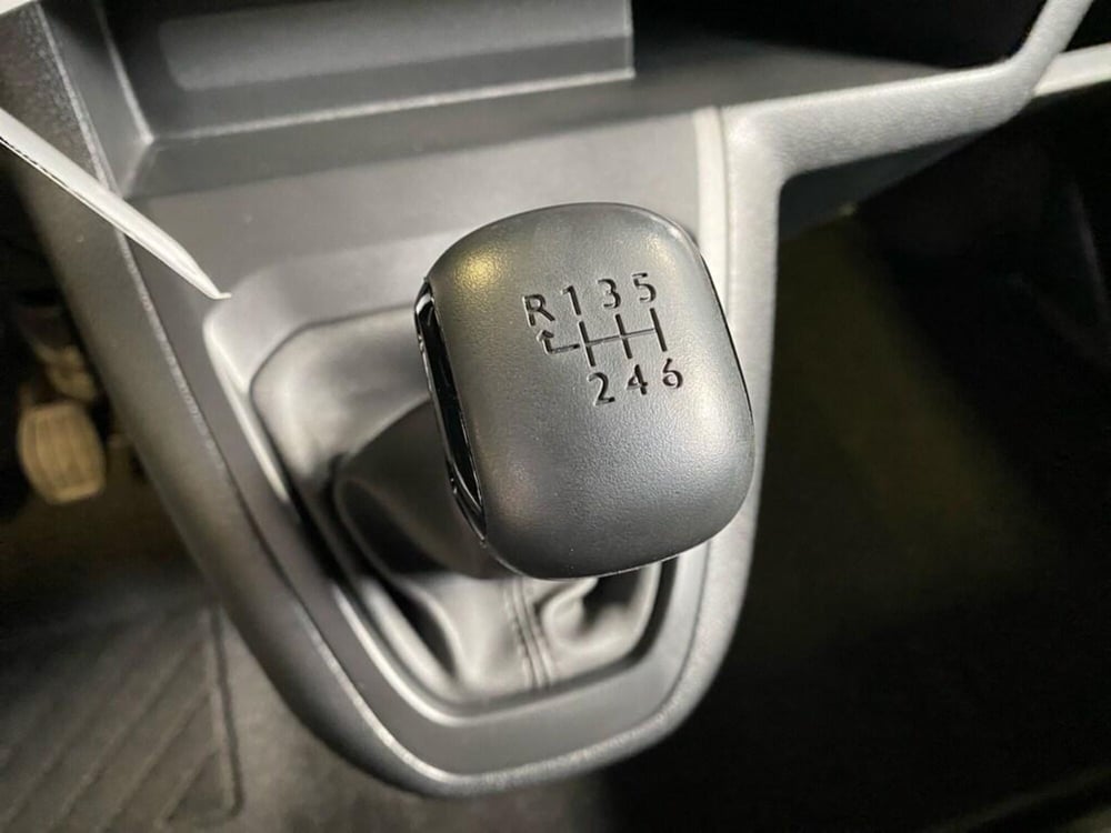 Peugeot Expert Furgone nuova a Torino (12)