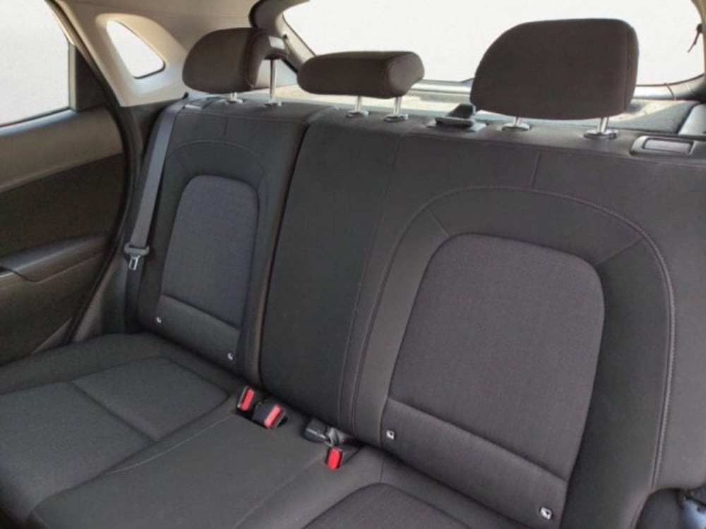 Hyundai Kona usata a Padova (9)