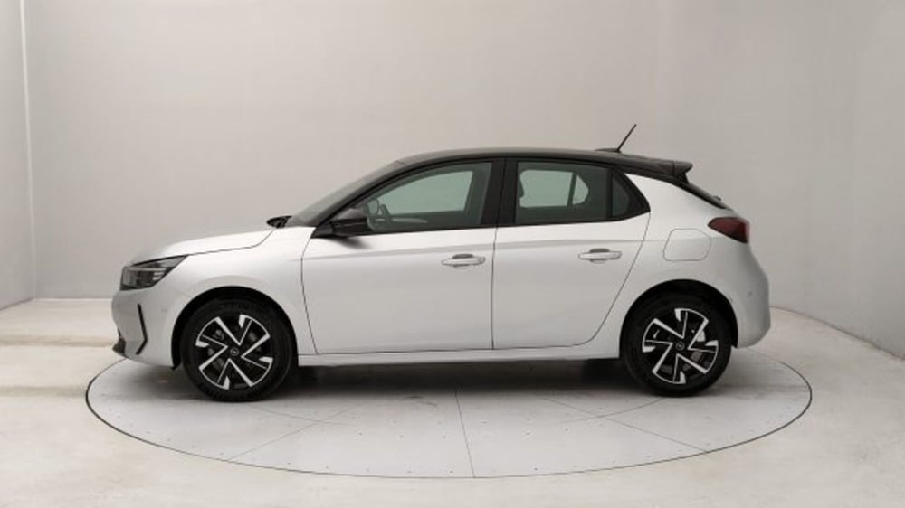 Opel Corsa nuova a Torino (2)
