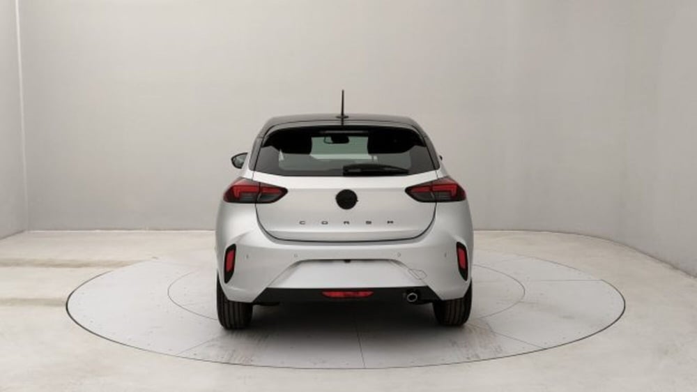 Opel Corsa nuova a Torino (4)