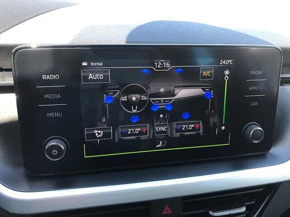 Skoda Scala usata a Ravenna (11)