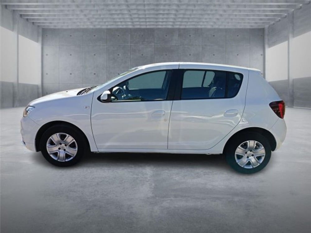 Dacia Sandero usata a Bari (6)
