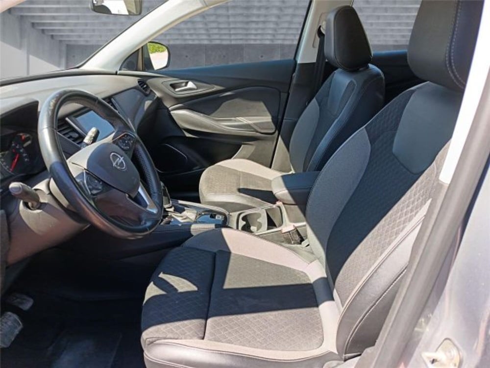 Opel Grandland usata a Bari (11)