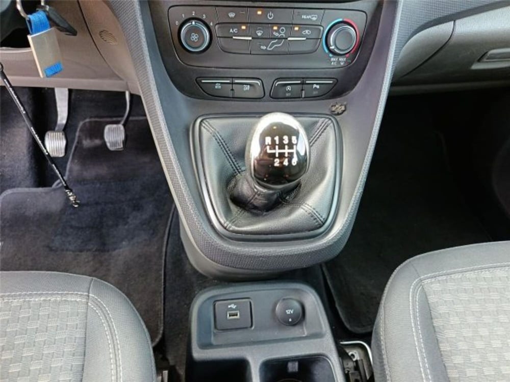 Ford Transit Connect Wagon usata a Bari (17)