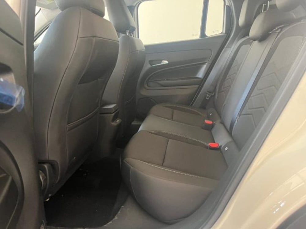 Jeep Avenger nuova a Trapani (10)