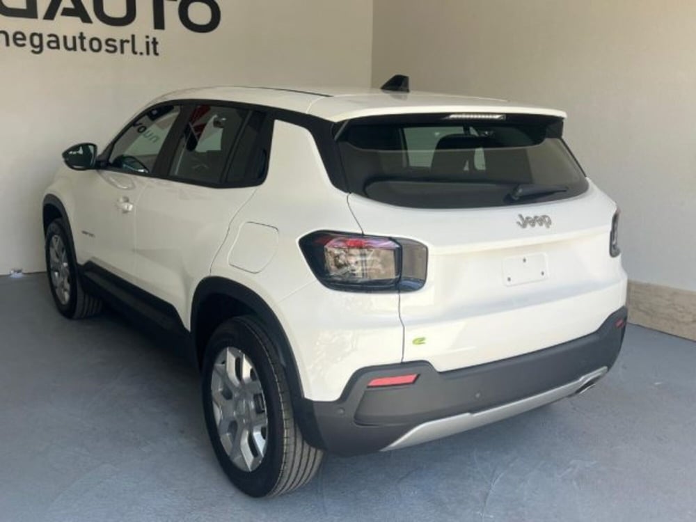 Jeep Avenger nuova a Trapani (7)