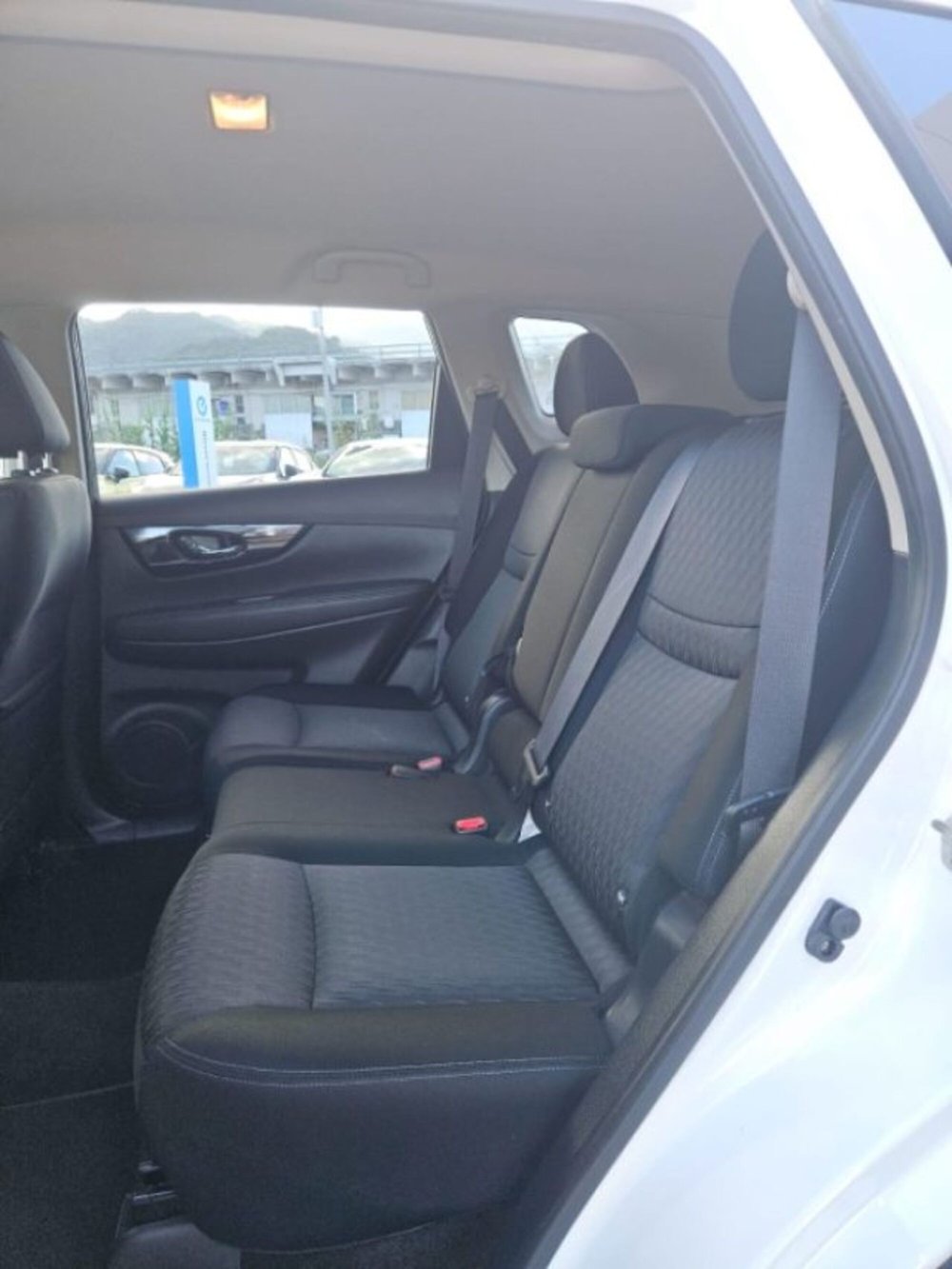 Nissan X-Trail usata a Lucca (11)
