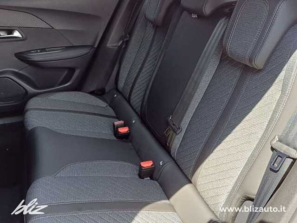 Peugeot 2008 nuova a Udine (7)