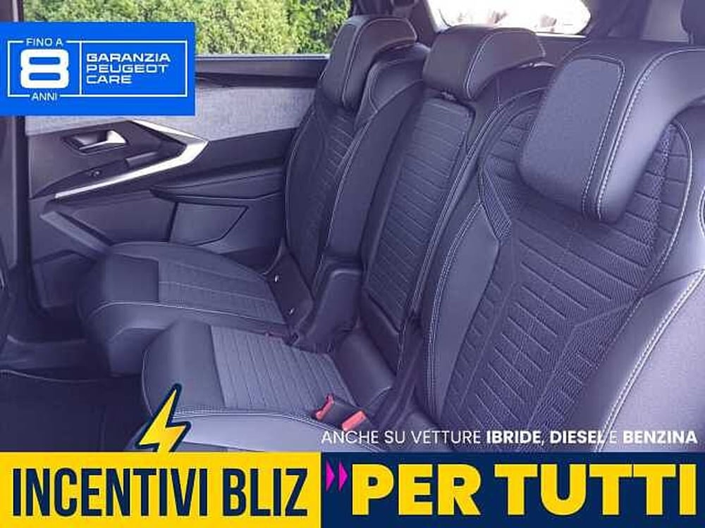 Peugeot 5008 nuova a Udine (12)