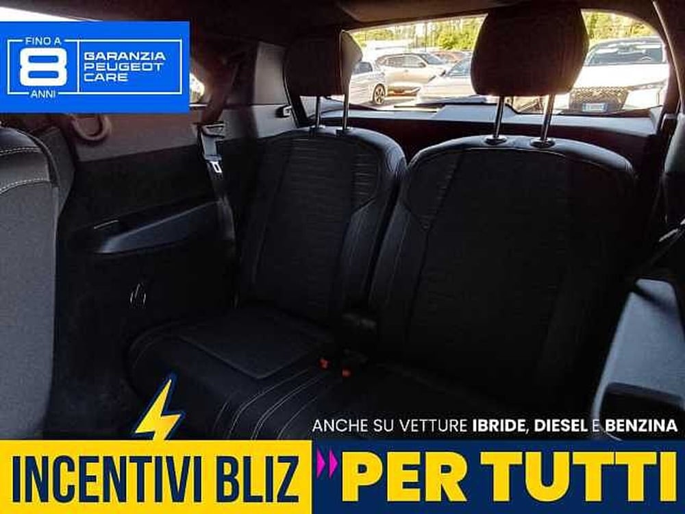 Peugeot 5008 nuova a Udine (13)