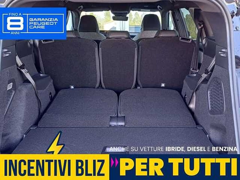 Peugeot 5008 nuova a Udine (18)