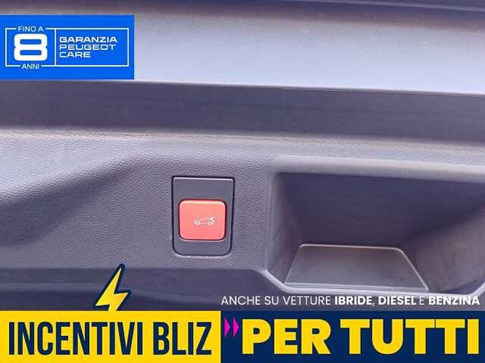 Peugeot 5008 nuova a Udine (19)