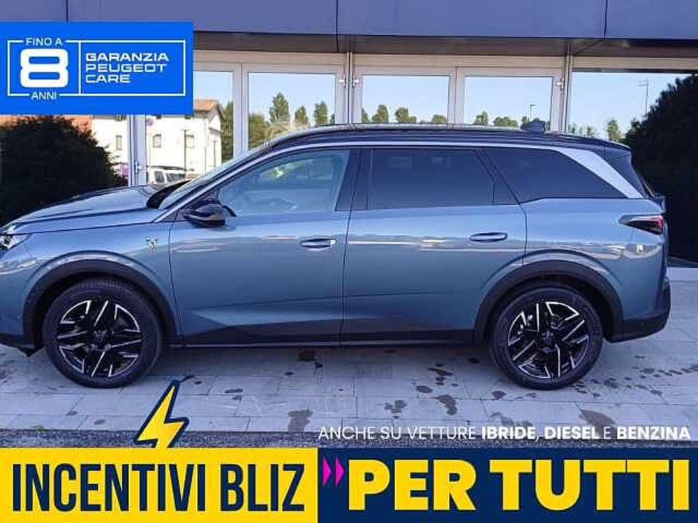 Peugeot 5008 nuova a Udine (4)