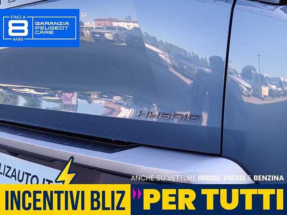 Peugeot 5008 nuova a Udine (8)