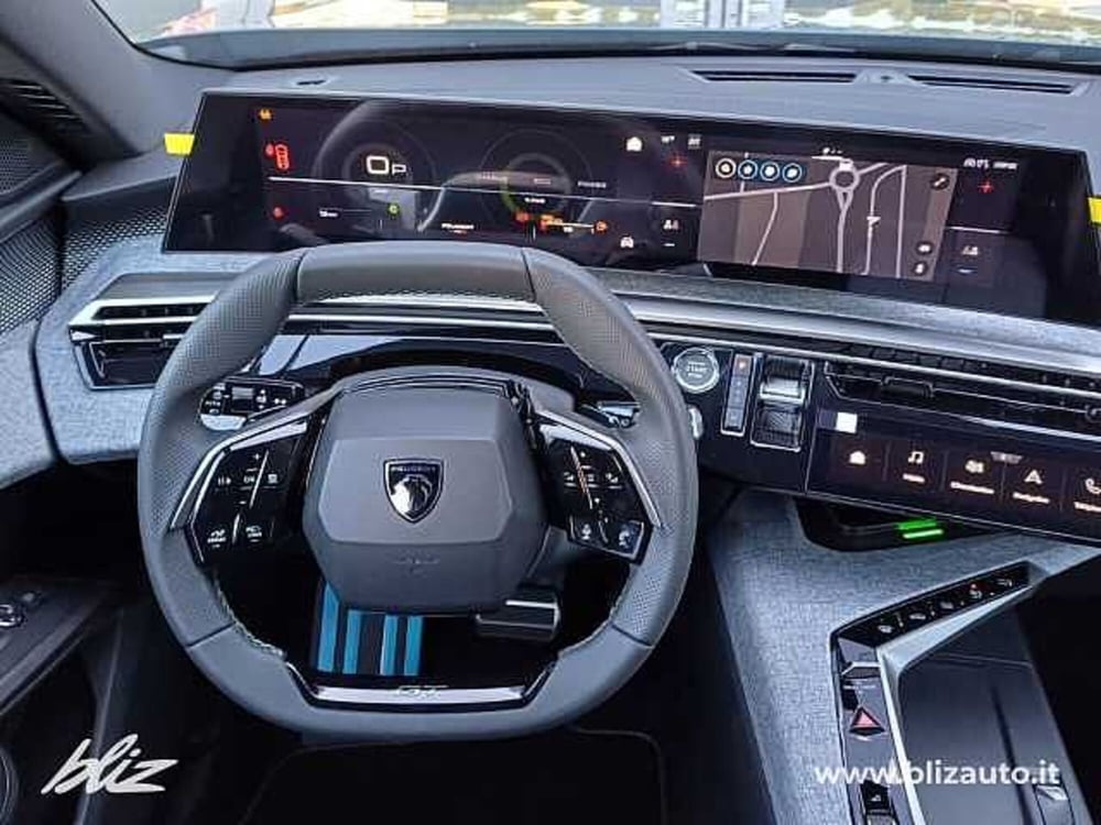 Peugeot 5008 nuova a Udine (16)
