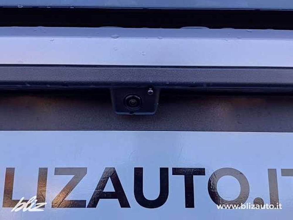 Peugeot 5008 nuova a Udine (9)