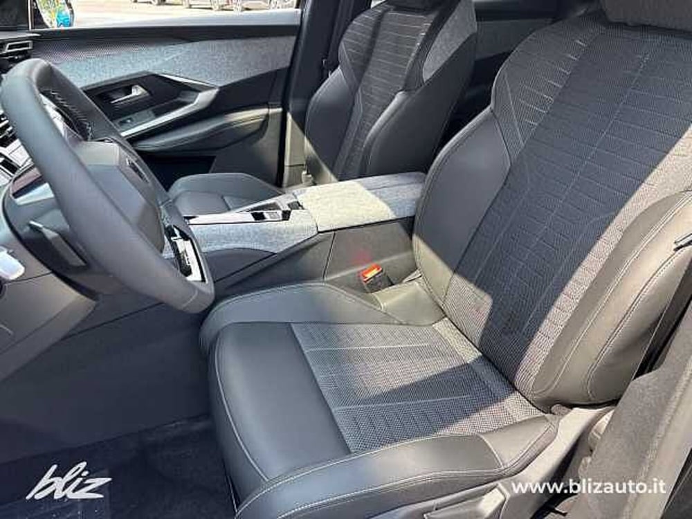 Peugeot 3008 nuova a Udine (10)